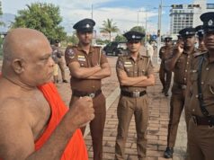 ஞானசார தேரருக்காக வீதியில் நின்ற பிக்குகள்! பொலிசார் வாசித்த நீதிமன்ற உத்தரவு – பிக்குகளின் அடுத்த நகர்வால் பரபரப்பு! பிரதமரின் அறிவிப்பு